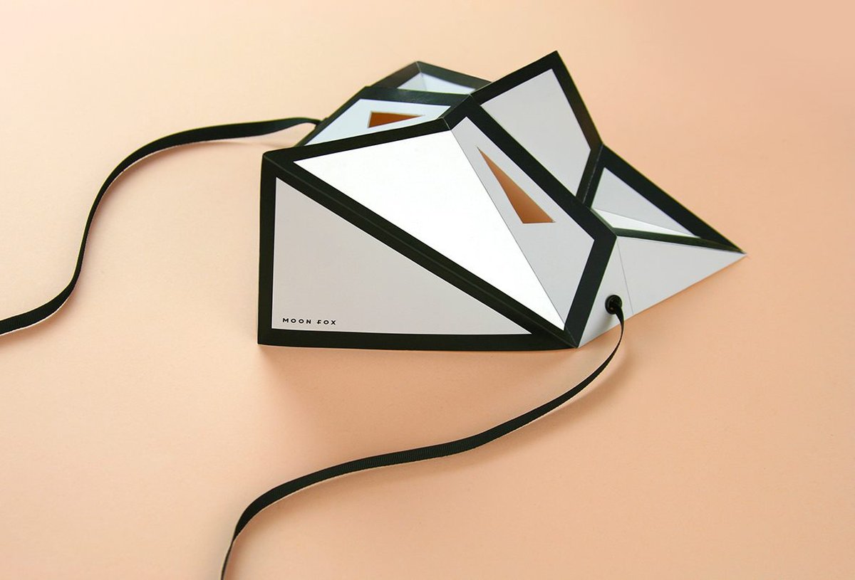 服裝品牌形象設計