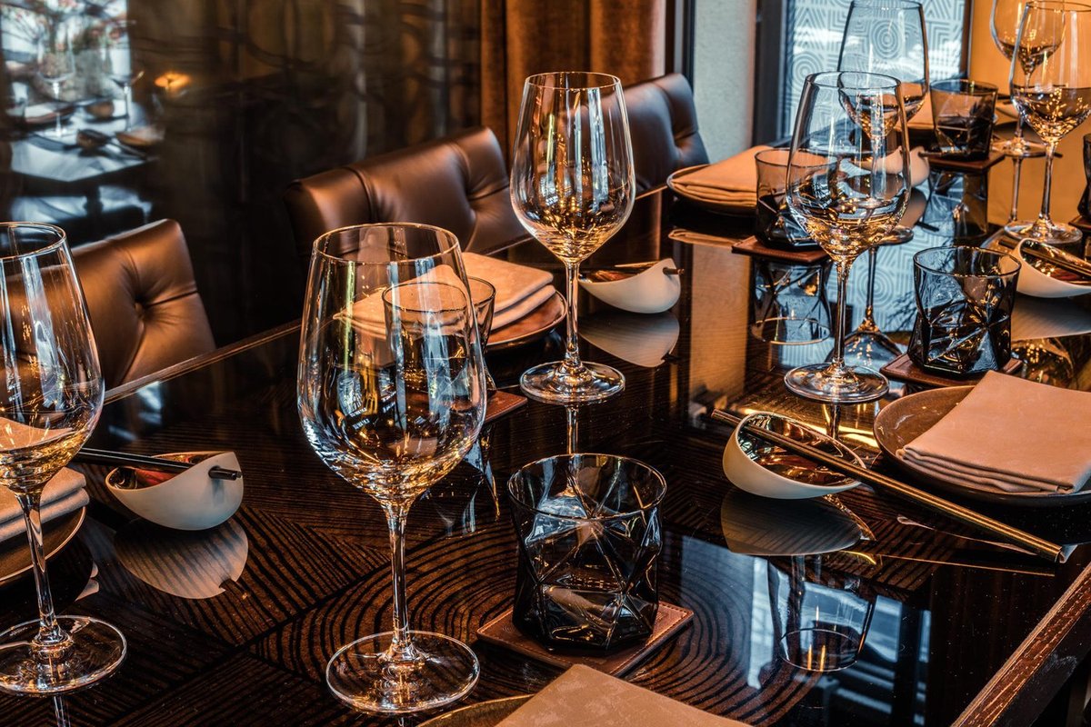 5組高級西餐廳品牌VI設計案例合集 5組高級西餐廳品牌VI設計案例合集,西餐廳品牌vi設計,餐飲vi設計,深圳vi設計,深圳視覺識別系統設計,左右格局