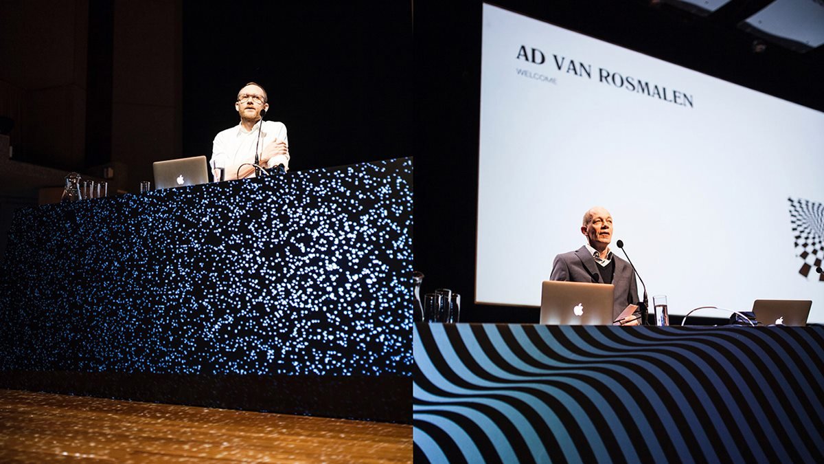 Integrated互聯網2015年度VI設計  演講實拍場景