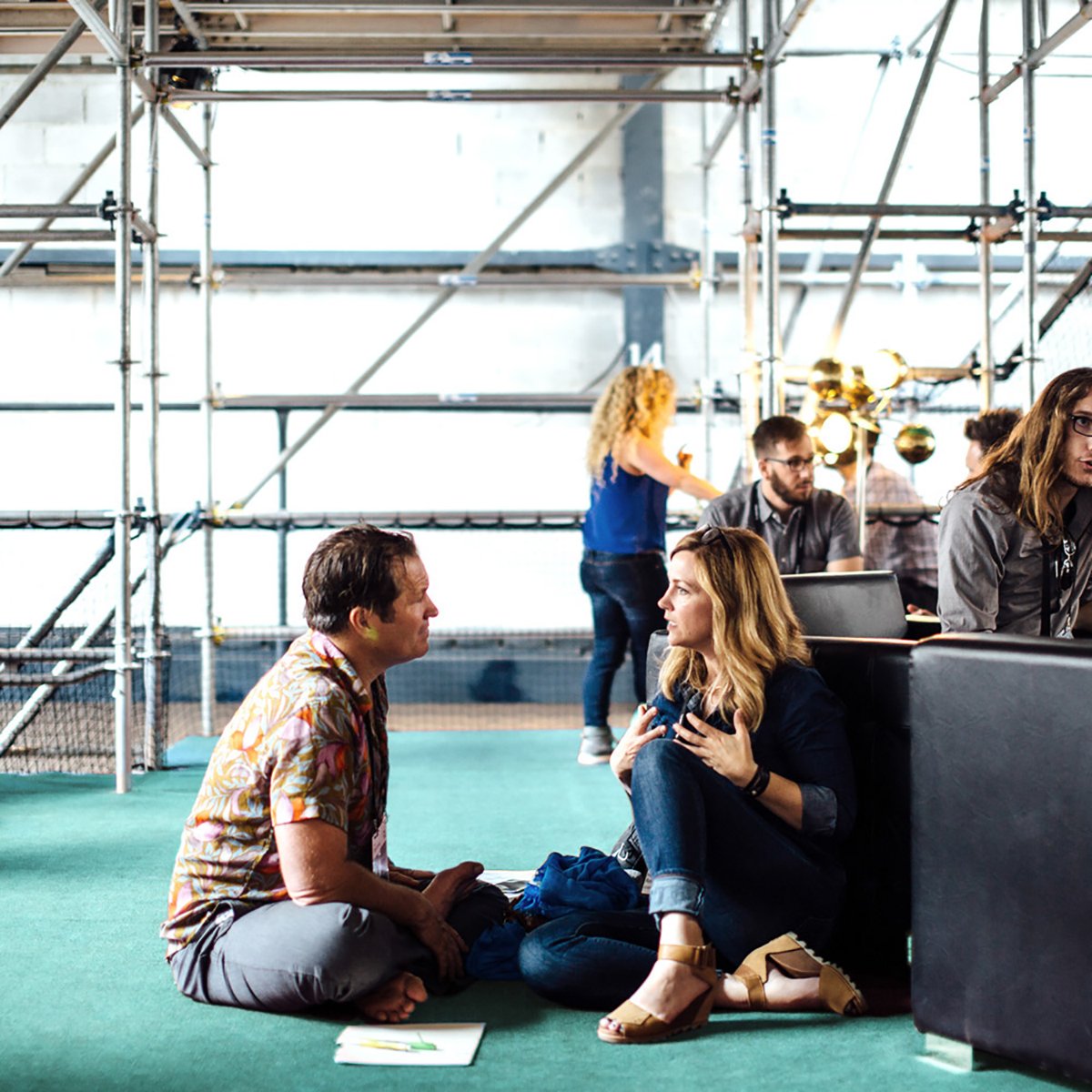 E180互聯網平臺VI形象更新展示 實景拍攝