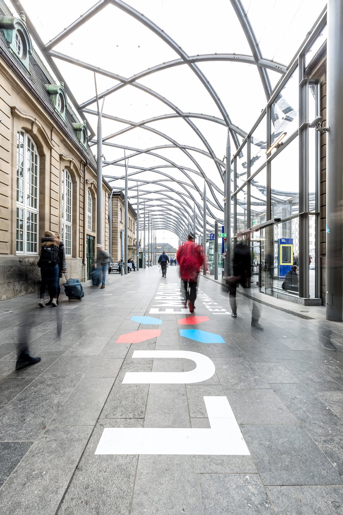 深圳VI設計  深圳VI策劃  盧森堡國家簽名展會VI形象  標志應用