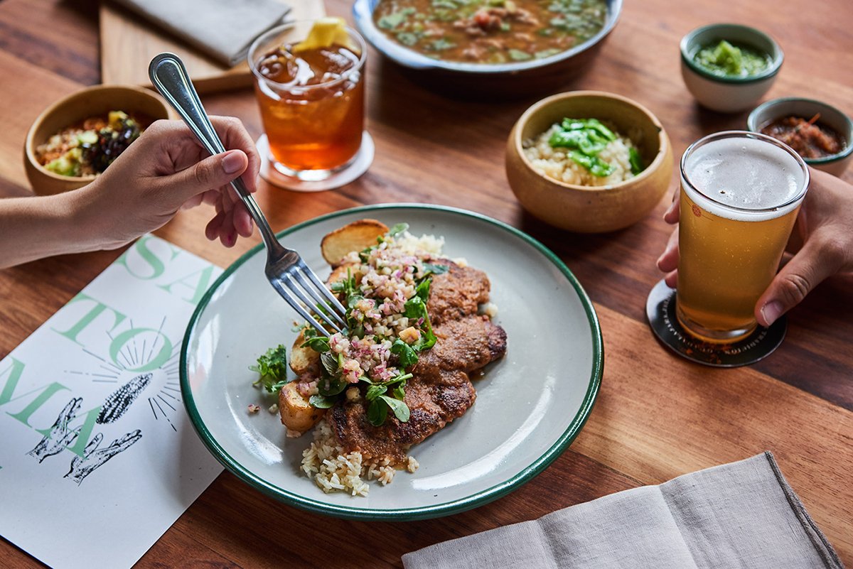 深圳VI設計  深圳VI策劃  Trasfonda餐廳VI形象設計  場景展示