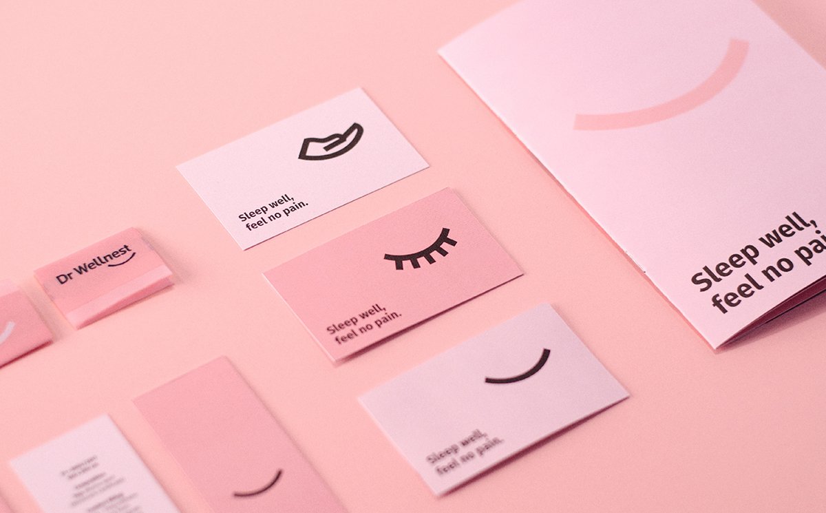 品牌色在高端服飾品牌的品牌設(shè)計中影響深遠(yuǎn) VI設(shè)計、品牌設(shè)計、標(biāo)志設(shè)計、名片設(shè)計、品牌形象設(shè)計、家居品牌形象、形象設(shè)計