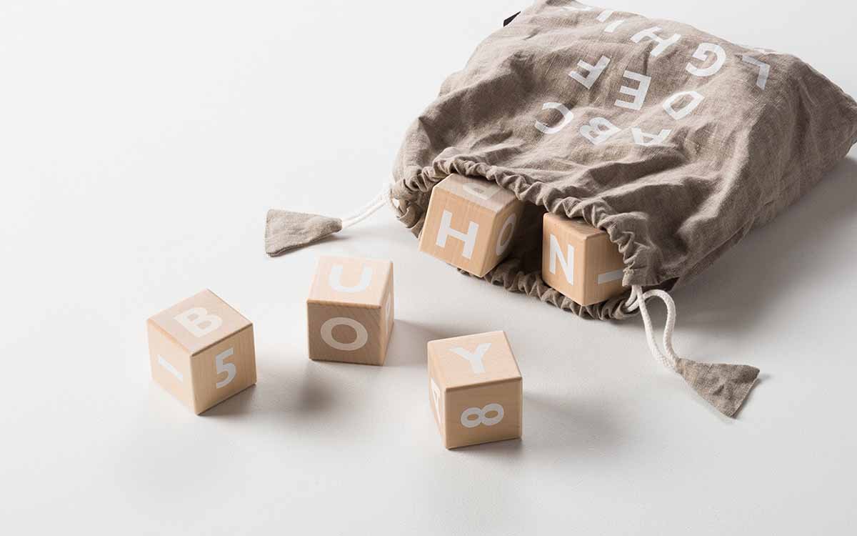 VI設計、品牌設計、標志設計、名片設計、品牌形象設計