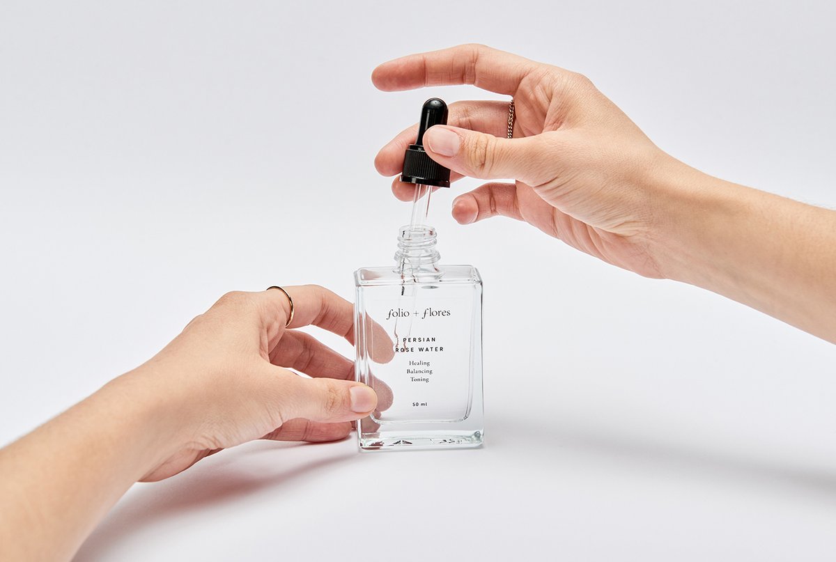 護膚品 Folio + Flores 品牌vi設計—標識設計的戰略性意義 護膚品 Folio + Flores 品牌vi設計—標識設計的戰略性意義,vi設計,標識設計,化妝品品牌vi設計,企業vi設計,品牌vi設計,化妝品vi設計,vi品牌策劃,深圳vi設計,左右格局