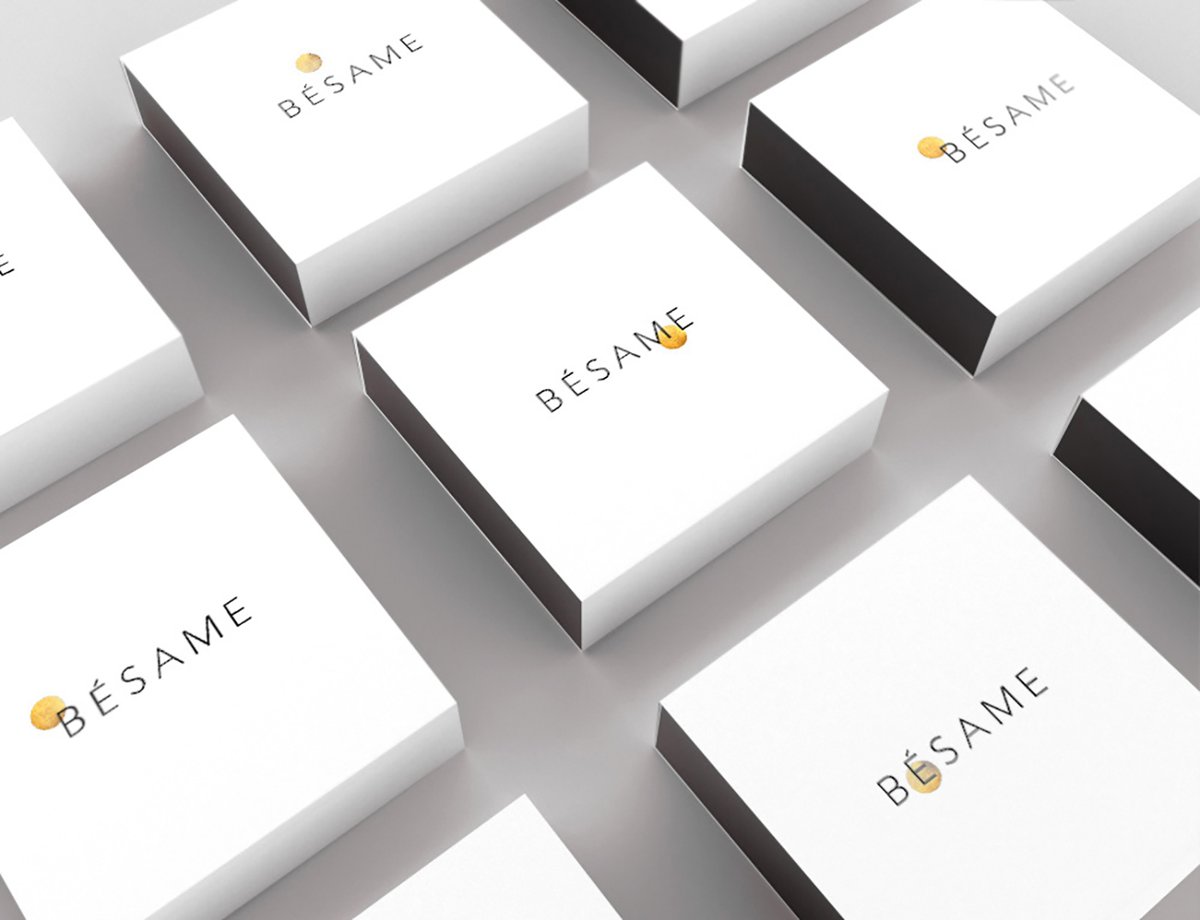 Besame珠寶品牌VI設(shè)計和徽標(biāo)設(shè)計——極簡主義的品牌形象VI視覺識別案例 Besame珠寶品牌VI設(shè)計和徽標(biāo)設(shè)計——極簡主義的品牌形象VI視覺識別案例,vi設(shè)計,珠寶vi設(shè)計,珠寶品牌vi設(shè)計,VI形象設(shè)計,高端VI設(shè)計,品牌包裝設(shè)計,品牌vi設(shè)計,品牌策劃,深圳vi設(shè)計,左右格局