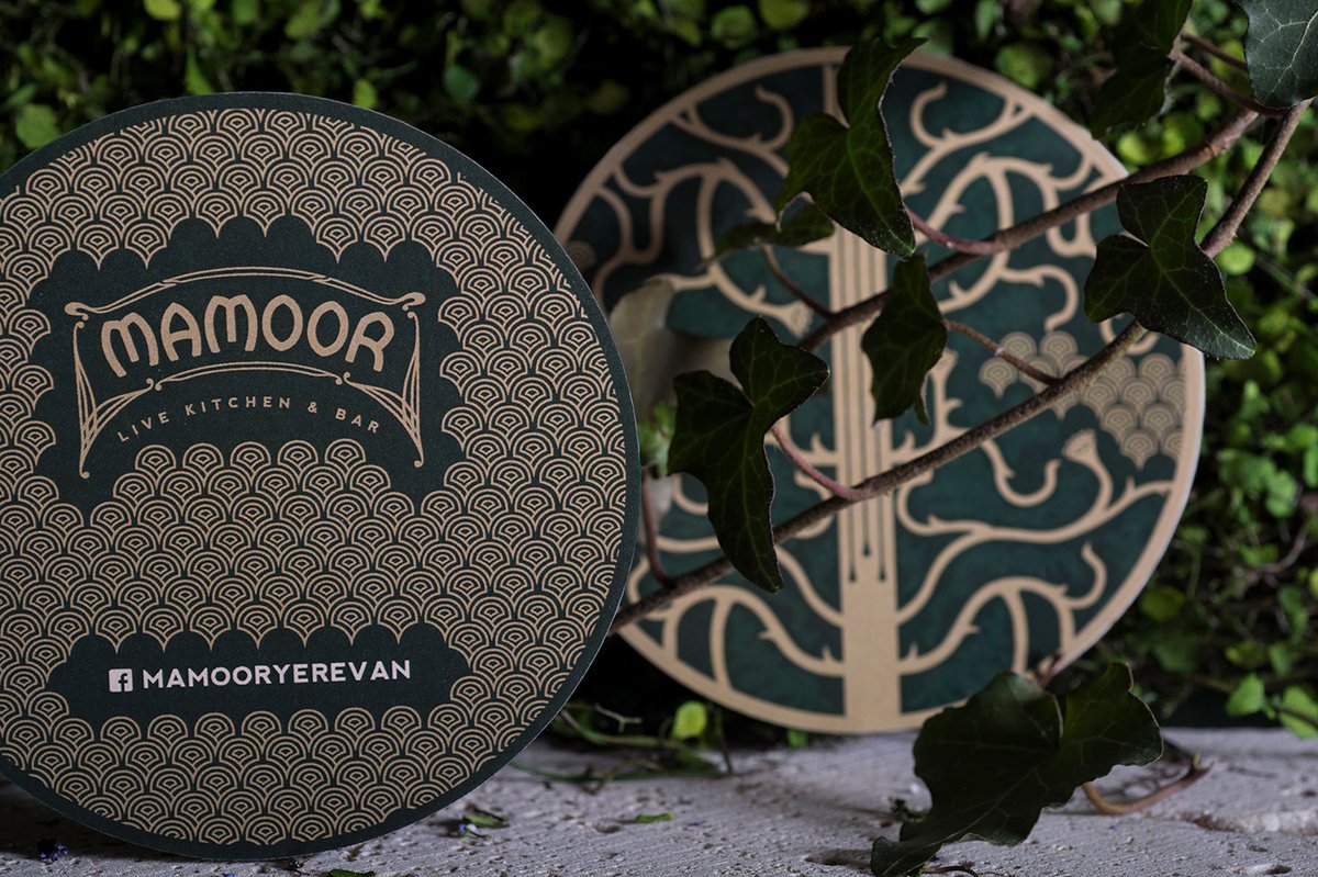 MAMOOR餐廳品牌vi設計——巧克力包裝盒的vi視覺標識 MAMOOR餐廳品牌vi設計——巧克力包裝盒的vi視覺標識,vi設計,餐飲vi設計,餐飲品牌vi設計,快消品vi設計,品牌標識vi設計,品牌vi設計,品牌策劃,深圳vi設計,左右格局