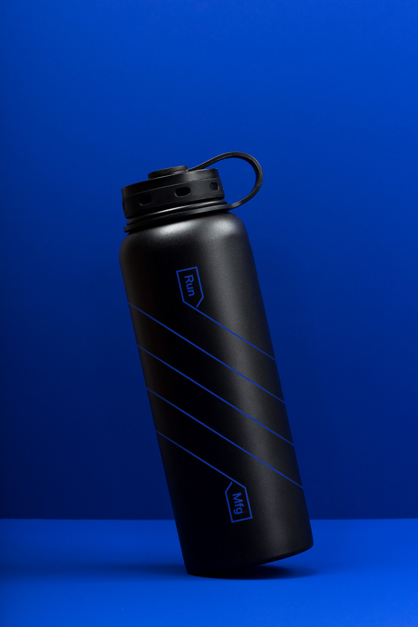 國外時尚運動系列品牌vi設計，企業vi設計，品牌vi設計，深圳vi設計，左右格局