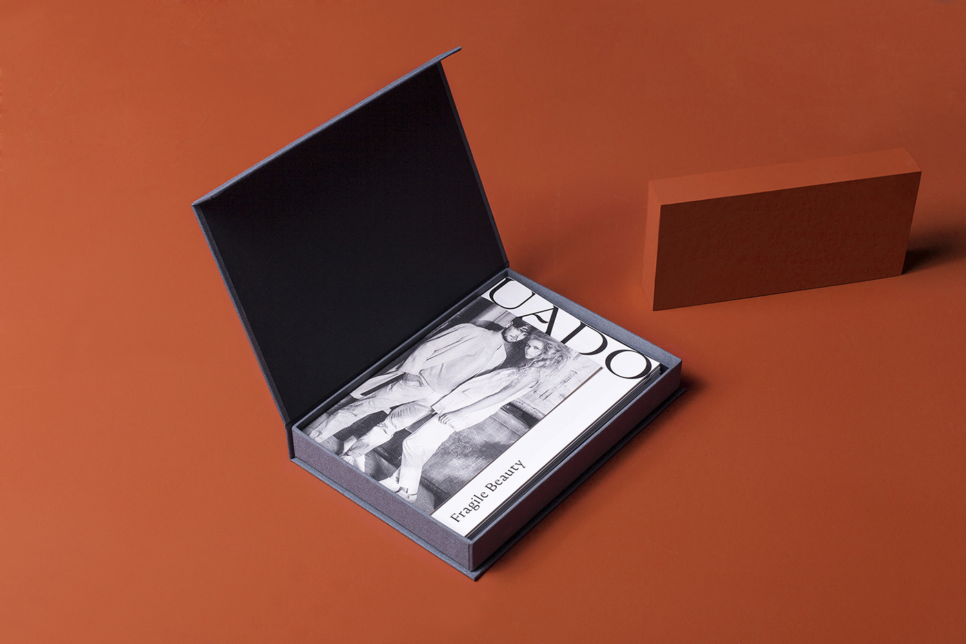 現代時尚水療中心UADO品牌視覺識別設計，品牌視覺設計，企業vi設計，深圳vi設計，左右格局