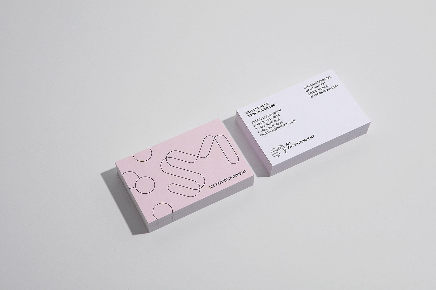 SM娛樂公司vi設計與視覺形象設計案例 SM娛樂公司vi設計與視覺形象設計案例,企業vi設計,視覺形象設計,品牌視覺設計,深圳vi設計,左右格局