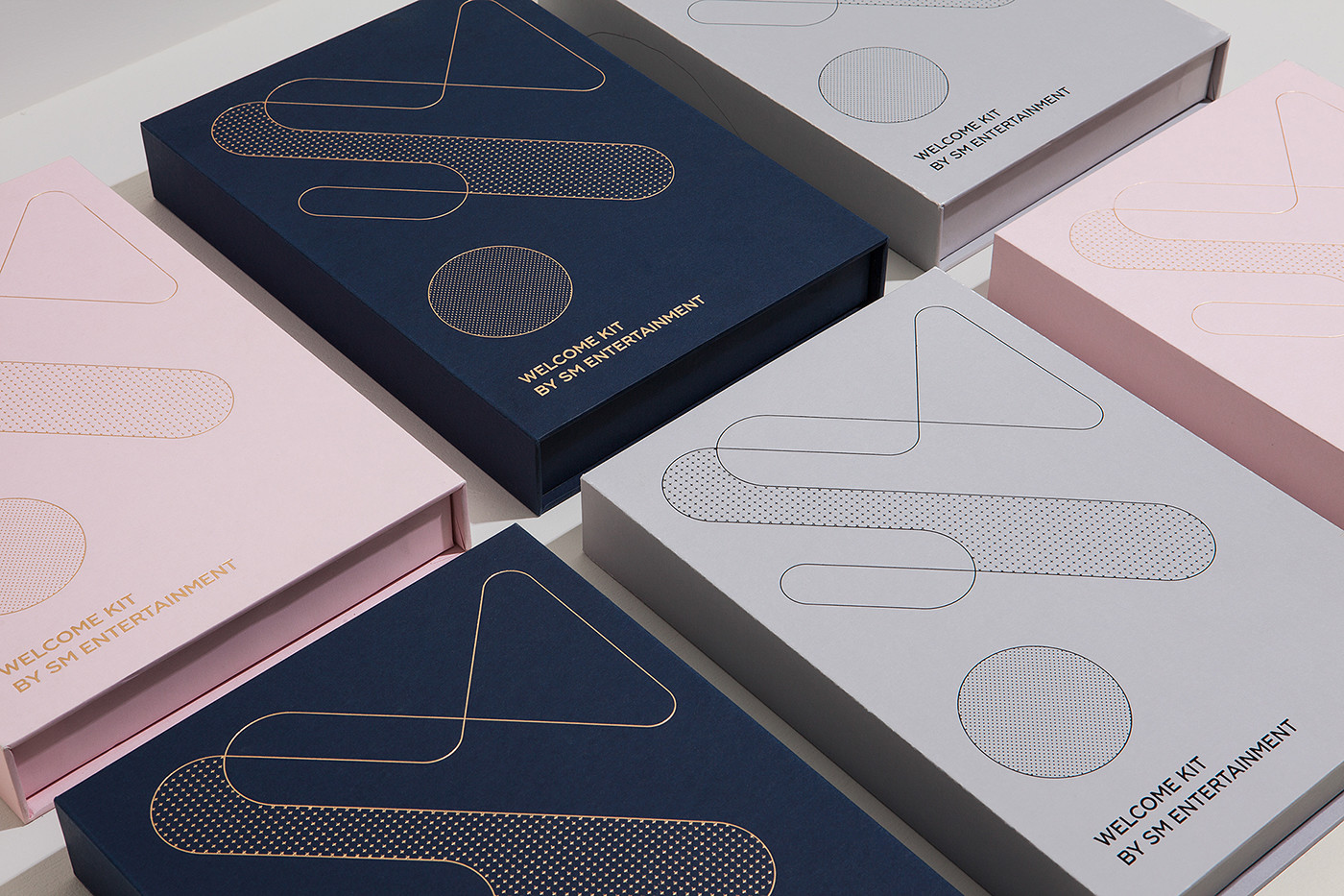 SM娛樂公司vi設計與視覺形象設計案例 SM娛樂公司vi設計與視覺形象設計案例,企業vi設計,視覺形象設計,品牌視覺設計,深圳vi設計,左右格局