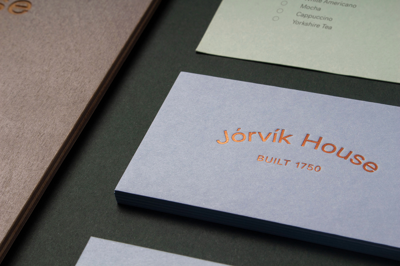 現代精品酒店品牌VI設計如何實現戰略落地 現代精品酒店品牌VI設計如何實現戰略落地,酒店VI設計,酒店品牌策劃,深圳VI設計,左右格局