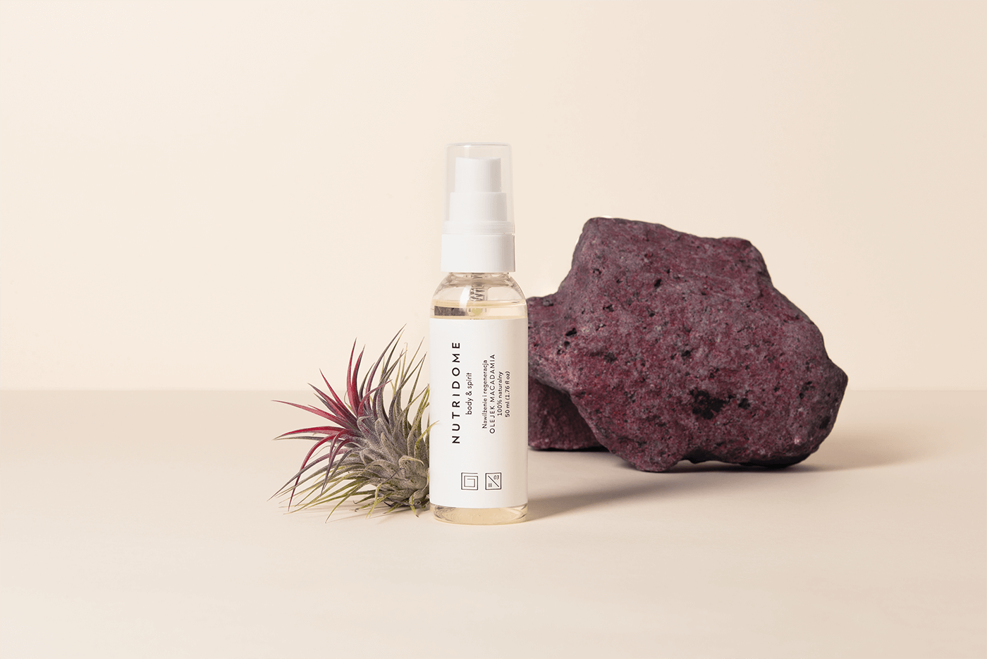 Nutridome優質化妝品VI設計——品牌全案策劃 Nutridome優質化妝品VI設計——品牌全案策劃,化妝品VI設計,品牌全案策劃,高端VI設計,深圳VI設計,左右格局