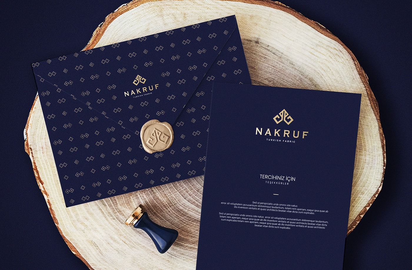 Nakruf 現(xiàn)代時(shí)尚服裝VI設(shè)計(jì)——品牌形象全案策劃，服裝VI設(shè)計(jì)，品牌視覺(jué)設(shè)計(jì)，品牌全案策劃，深圳VI設(shè)計(jì)，左右格局