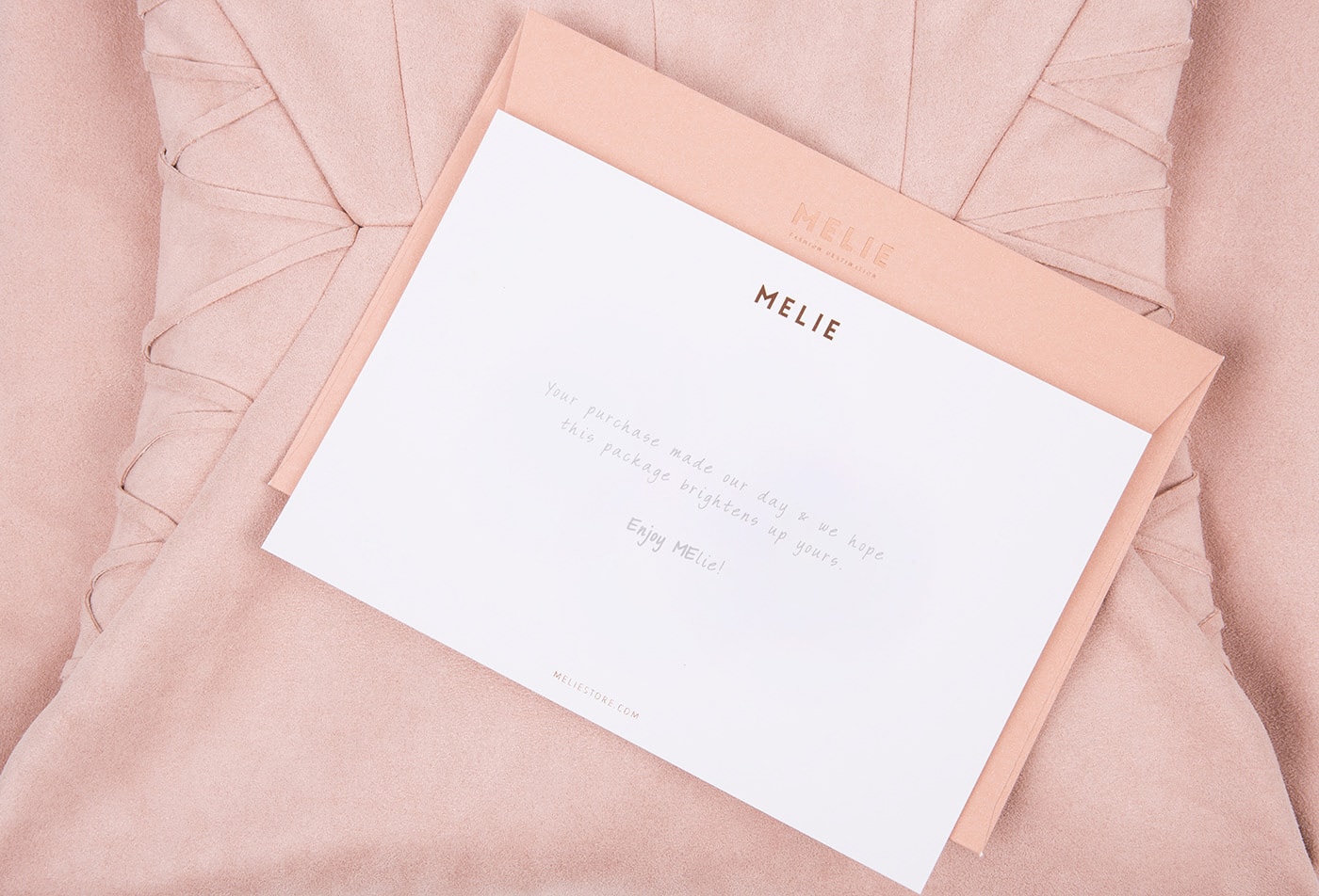 頂級時尚MELIE服裝品牌形象全案策劃 服飾VI設計,服裝品牌全案策劃,深圳VI設計,左右格局