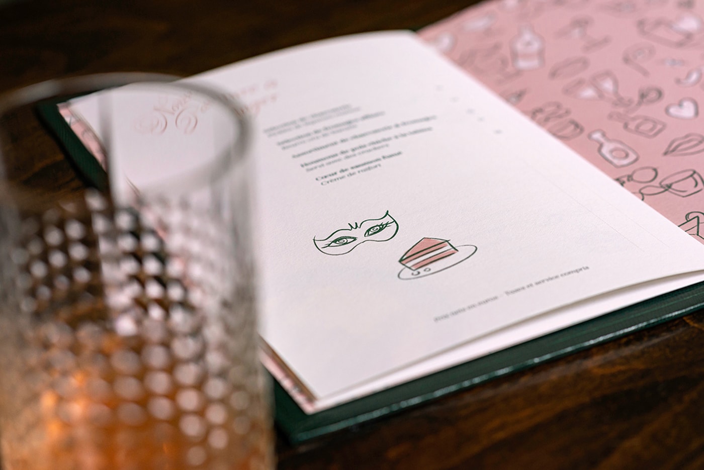 奢華知名(餐飲)雞尾酒吧品牌VI標識設計 奢華知名(餐飲)雞尾酒吧品牌VI標識設計,餐飲VI設計,酒吧標識設計,VI形象設計,左右格局