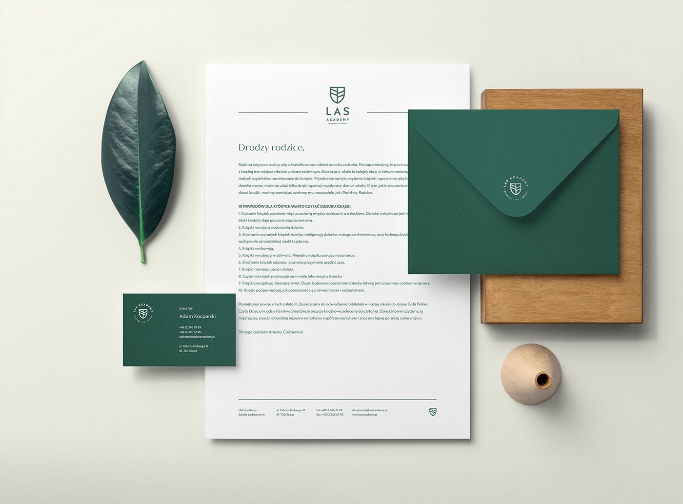 網絡創新教育機構品牌VI設計案例 網絡創新教育機構品牌VI設計案例,教育VI設計,VI形象設計,教育網站設計,左右格局